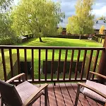 Duplex Con Piscina Y Wifi En Junto A Puigcerda