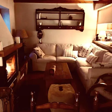 Duplex Con Piscina Y Wifi En Junto A Puigcerda *