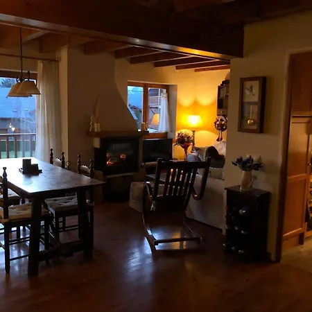 Duplex Con Piscina Y Wifi En Junto A Puigcerda Apartment Palau-de-Cerdagne